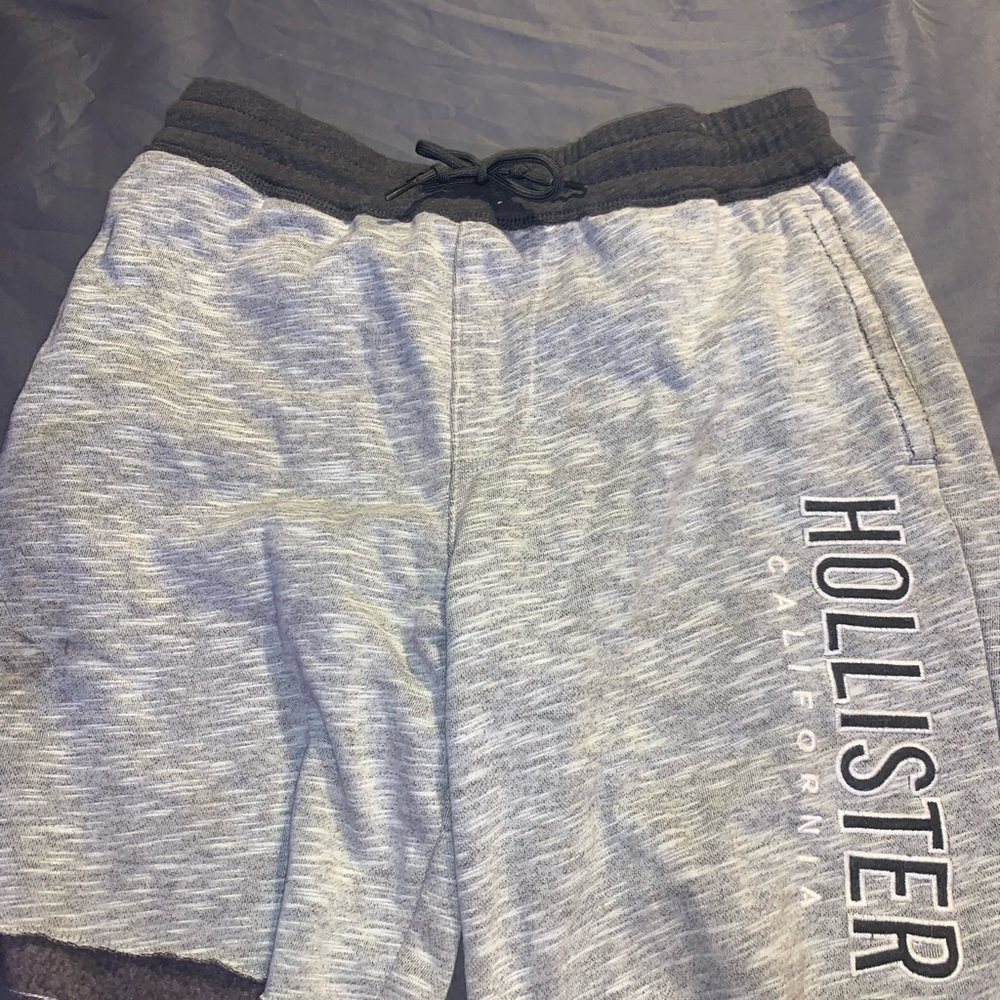Hollister Men’s  Medium Grey Shorts